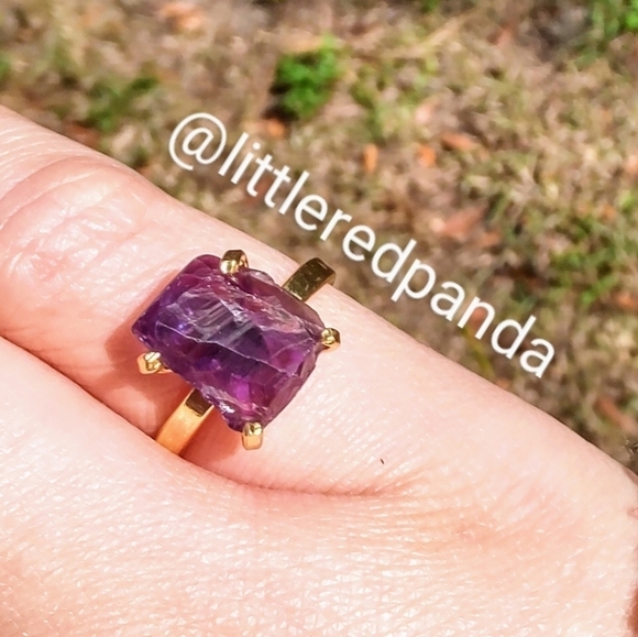 Genuine Raw Amethyst four prong adjustable ring - Picture 2 of 6